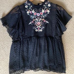 Zara Babydoll Blouse with Floral Embroidery